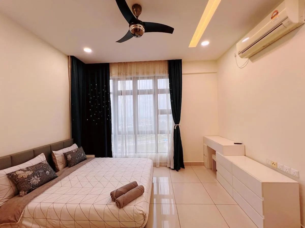 Muji Style Luxury Two Bedrooms Condo 1-7Pax At D Secret Garden - Johor Bahru-Mid Valley-Paradigm Mall-Dato Onn-Setia Tropika-Kempas-Utm 0*,  Malaysia
